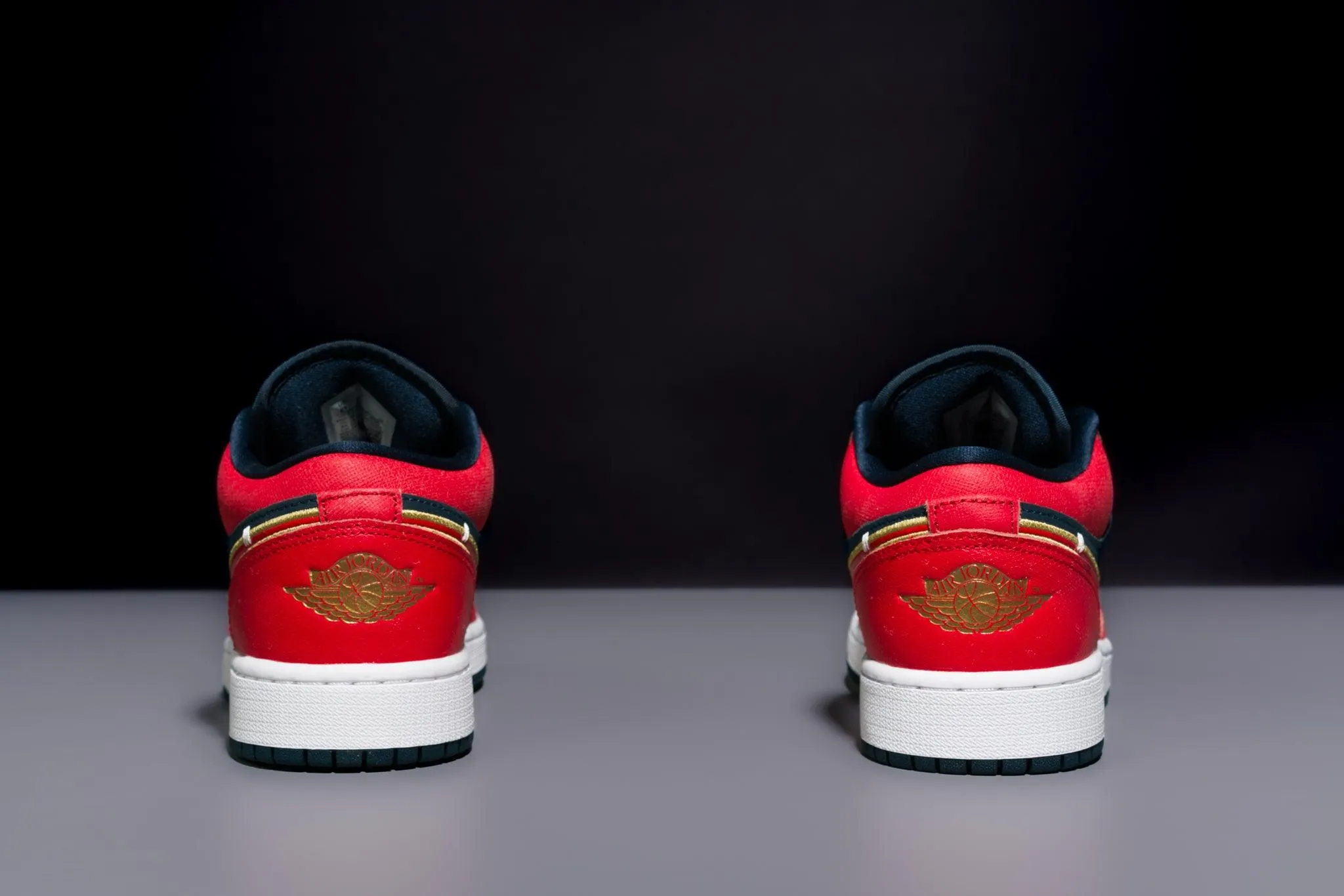 Air Jordan 1 Low SE GS "Sport Red"