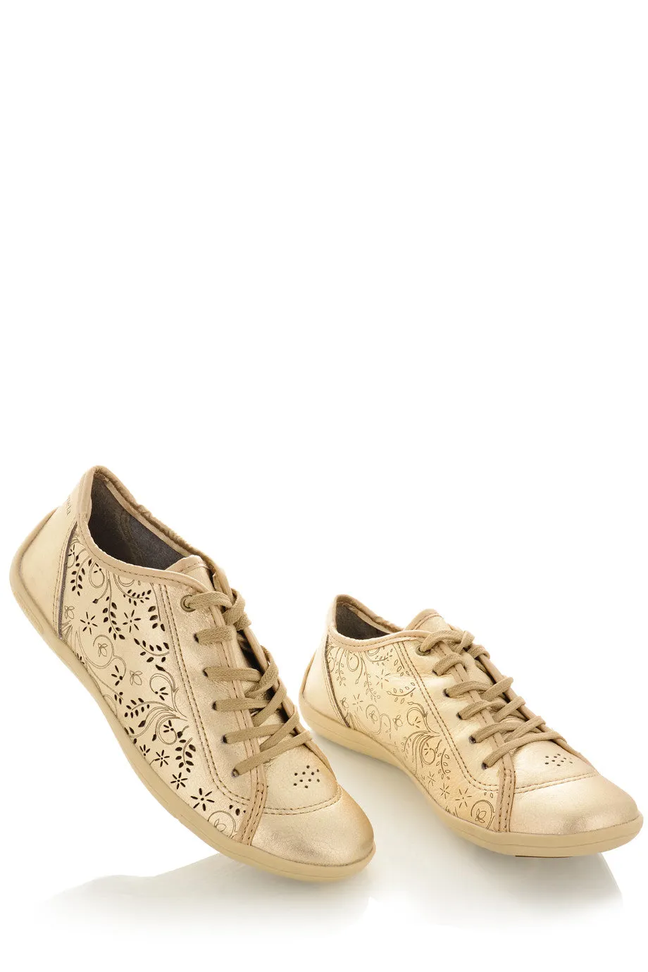 CRAVO & CANELA CINNA Gold Cut-Out Leather Sneakers