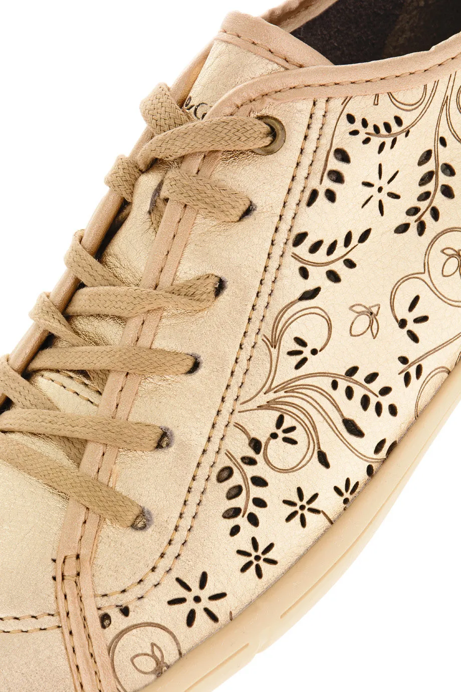 CRAVO & CANELA CINNA Gold Cut-Out Leather Sneakers