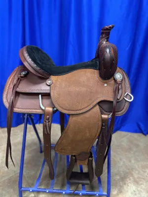 MG "Keister Holder" Saddle With Roping Horn