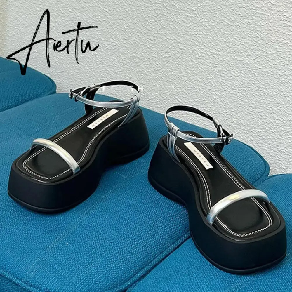 New Women Platform Sandals Flats Slippers Summer Beach Shoes Fashion Walking Dress Flip Flops Casual Shoes Femme Slides