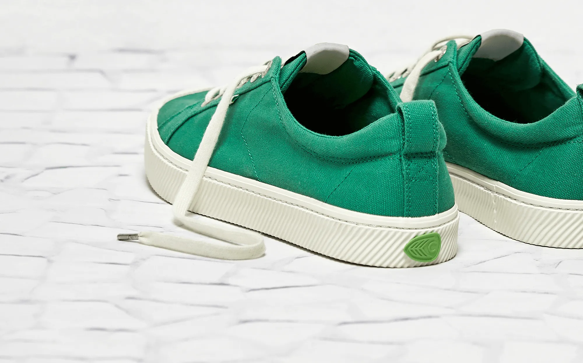 OCA Low Green Canvas Sneaker Women