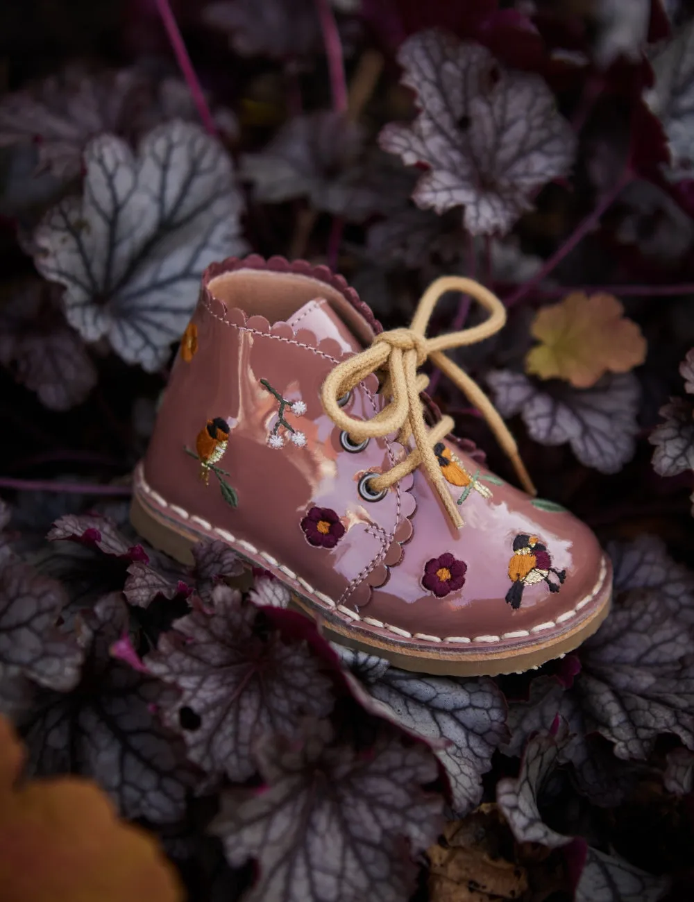 Scallop Boot Birds - Rose Clay Patent